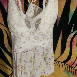 Super cute spaghetti strap crop top